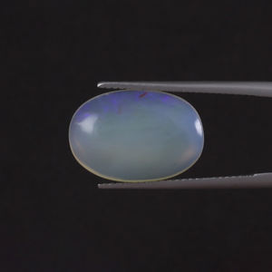 Ópalo Natural Blanco, Gema Suelta de 6.64 Quilates, Corte Ovalado 17.5x12mm, Certificado IGI, Tallado a Mano, Pulido, Encerado/Aceitado, Joyería Fina Ligera - Product Image 1