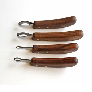 Couteau à sabots en acier inoxydable allemand de qualité supérieure, lame en boucle, manche ergonomique en bois, outil vétérinaire pour ferme, certifié CE par Tegra - Product Image 3