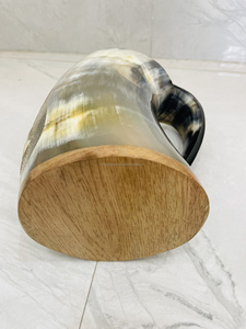 Taza de cuerno de búfalo pulido con logo vikingo, hecha a mano y tallada, estilo vikingo moderno, Vikingos Ragnar - Product Image 2