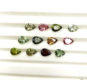 Turmalina natural multicolor con corte de pera de 5*7 mm, piedra preciosa de turmalina para la fabricación de joyas, certificada por IGI. - Product Image 4