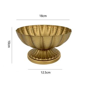 Vases à fleurs en métal faits à la main de qualité assurée, design côtier moderne, écologiques, union parfaite, résistance durable - Product Image 5