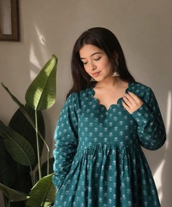 <b>Teal</b> floral printed cotton <b>top</b> <b>Women</b> casual ethnic wear Loose fit all seasons <b>top</b> India Pakistan style salwar 86227 SI:-405 - Product Image 3