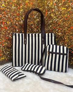 Conjunto de Bolsos de Lona Premium de 4 Piezas para Mujer – Bolso Tote con Rayas Náuticas, Bandolera, Cartera y Estuche para Gafas, Paquete de Lujo - Product Image 2