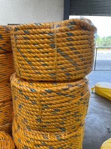 เชือกมานิลาถัก 3 เส้น สำหรับผูกเรือ สีขาวและสีน้ำเงิน ทนทาน เป็นมิตรกับสิ่งแวดล้อม ป้องกันรังสียูวี จากกูร์เจียต ประเทศอินเดีย - Product Image 6