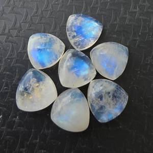 Piedra Lunar Arcoíris Natural, Cabujón Trillón, Parte Posterior Plana, Calibrada, con Destello Azul, Todas las Tallas Disponibles - Product Image 6