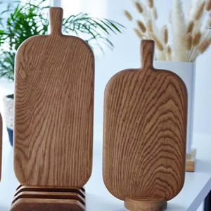 Planche à découper en bois de qualité supérieure, durable, monobloc, pour la cuisine, idéale pour couper les fromages et les légumes. - Product Image 1