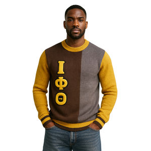 เสื้อสเวตเตอร์ถักไหมพรม Iota Phi Theta สีน้ำตาล 3 โทน ลาย Divine Nine สำหรับพี่น้องสมาคมกรีก เสื้อผ้าคุณภาพพรีเมียมสำหรับฤดูหนาว - Product Image 1