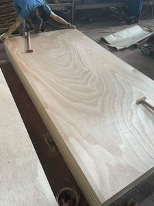 Contreplaqué d'eucalyptus de première qualité pour usage commercial, 1220*2440mm, double face, placage 4mm, style moderne pour appartement, usage intérieur - Product Image 2