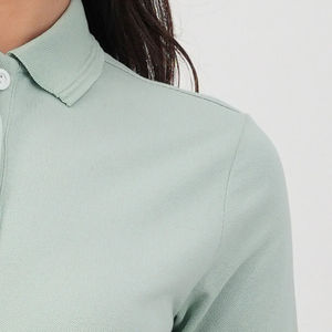 Chemises polo élégantes pour femmes, confortables, à faible MOQ, best-sellers, à manches courtes, respirantes, de qualité économique. - Product Image 5