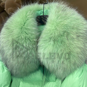 Veste matelassée personnalisée pour hommes et femmes, 280 GSM, col en fourrure enduite, à capuche, épaisseur standard, imperméable, écologique, respirante - Product Image 4