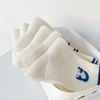 Chaussettes mi-mollet en coton brodées à rayures double aiguille pour femmes, style universitaire, mignonnes, tendance et polyvalentes