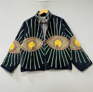 Veste en velours de coton Evil Eye, manteau artisanal brodé à la main Suzani, veste de luxe bohème pour femme - Product Image 1