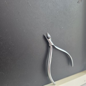 Proveedor Mayorista de Herramientas de Manicura Portátiles de Lujo con Logotipo Personalizado OEM ODM, Cuchilla Recta Afilada con Abertura de Mandíbula Ancha, Calidad de Exportación - Product Image 1