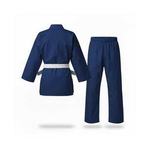 Tenue d'arts martiaux haut de gamme Solid Trader en coton raffiné pour l'entraînement avancé, la pratique et les activités de Judo et de Karaté - Product Image 2