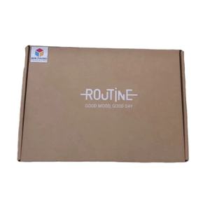 Caja de Cartón Autoarmable de Papel Reciclado de 1 mm, Impresión Flexográfica, Diseño Simple, Embalaje para Ropa y Zapatos, Vietnam, Competitivo, OEM/ODM - Product Image 1