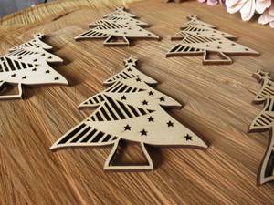 Décoration murale de Noël en bois découpée au laser, ornement rustique sur le thème de la forêt, décoration saisonnière d'hiver - Product Image 3