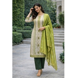 Nouvel ensemble Kurti vert élégant pour femmes, manches 3/4, soie jacquard, entièrement cousu, pour occasions régulières et festives - Product Image 1