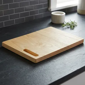 Planche à découper en bois de forme rectangulaire - Product Image 1