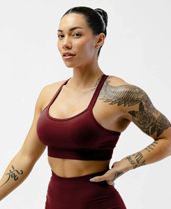 Ensemble de yoga 2 pièces marron uni pour femme, débardeur court dos nageur et short taille mi-haute, sans couture, en polyester extensible - Product Image 4