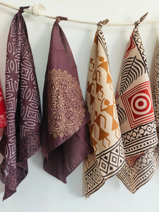 Pañuelo Cuadrado Étnico Floral de Algodón Hecho a Mano, Estampado a Bloque, Set de Pañuelo para el Cuello y Corbata, Ideal para el Verano, Regalo de San Valentín, Suave para la Piel - Product Image 2