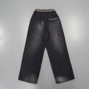 Pantalones de chándal personalizados para hombre, de doble cintura, con pedrería, estilo jogger, acampanados, holgados, con efecto apilado, casuales, con lavado ácido - Product Image 2
