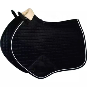 Tapis de selle de dressage en mousse à mémoire de forme de qualité supérieure, tapis de selle western en feutre doublé de fourrure de laine et de cuir - Product Image 1