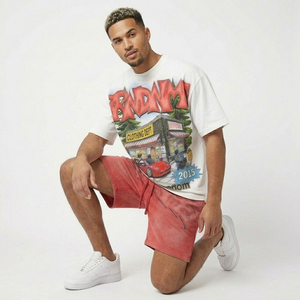 Conjunto de Verano para Hombre con Logotipo Personalizado, Camiseta Blanca con Gráficos Vintage Y2K y Pantalones Cortos Rojos, Ropa Urbana de Algodón Grueso, Conjunto Oversize - Product Image 2