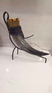 Polished Viking <b>Drinking</b> Horn with Animal <b>Stand</b> Natural Crafts for Epic <b>Drinking</b> Scenes - Product Image 4