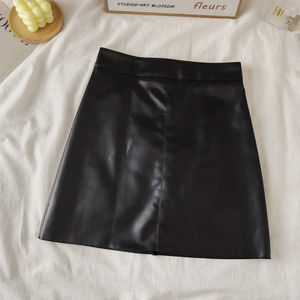 Minifalda de Piel Sintética para Mujer, Cintura Alta, Corte en A, Falda Corta de PU con Pantalones Cortos Integrados, Color Negro y Marrón, Atuendo de Moda Otoño Invierno - Product Image 5