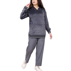 Conjunto Deportivo de Terciopelo para Mujer, Estilo Casual y Moderno para Invierno, Lavado Ácido, Material de Terciopelo Afelpado, Comodidad Durante Todo el Día - Product Image 3