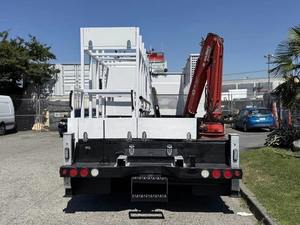 Cabeza tractora diésel 6x4 de servicio pesado para transporte de carga comercial y logística por carretera - Product Image 6