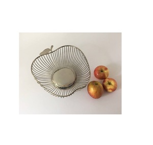 Panier à fruits en métal artisanal pour la maison, la cuisine, la salle à manger, rangement décoratif avec un artisanat unique et une finition élégante - Product Image 1
