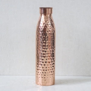 Botella de Agua de Cobre Puro Hecha a Mano, 950 ml, 32.5 oz de Capacidad, Diseño Martillado, a Prueba de Fugas, Botella de Cobre Auténtica - Product Image 4