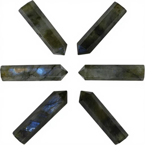 Piedra de cristal pulida de labradorita natural de calidad premium con punta de lápiz para Feng Shui, arte coleccionable y artesanías. - Product Image 1