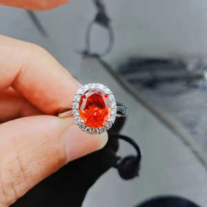 Bague ovale ajustable avec zircon créé en laboratoire, incrustation pavée en or rose et platine - Product Image 6