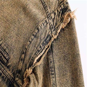 Veste en jean délavé pour homme, coupe ample, col rabattu, bords effilochés, décontractée, en coton, pour l'automne, simple boutonnage, manches classiques - Product Image 2
