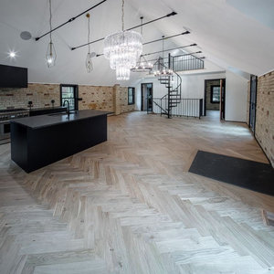 Suelo de Roble Europeo Francés, Parquet de Roble Blanco de Ingeniería de 15/4 mm, Sistema T&G, Bloque de 5" X 30" - Product Image 3