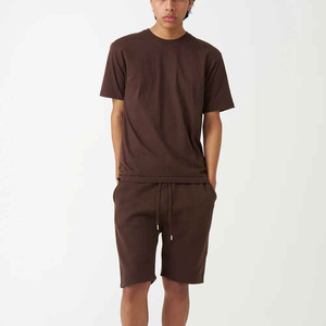 Ensemble personnalisable léger pour homme : T-shirt uni et short en tissu éponge doux, style hip-hop estival, tailles variées, imprimé, prix raisonnable - Product Image 5