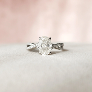 Anillo de Diamante Corte Ovalado en Acero Inoxidable, Oro Sólido de 18K con Baño de Rodio, Engaste Pavé, Estilo Romántico, Joyería Fina para Mujer, Certificado - Product Image 1