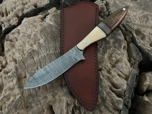 Couteau de chasse artisanal de haute qualité à lame fixe en acier Damas, manche en bois, logo personnalisé, tranchant comme un rasoir, qualité industrielle, garantie 3 ans - Product Image 5