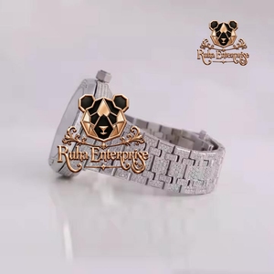 นาฬิกาข้อมือผู้ชายประดับด้วยหินควอตซ์ระยิบระยับ - Product Image 6