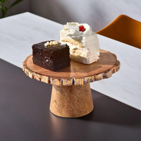 Dalle en bois faite à la main avec décoration de gâteau en écorce d'arbre Plateau surélevé en bois de manguier massif pour pâtisseries Présentoir à dessert pour la maison