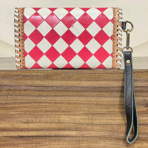 โรงงานขายส่งกระเป๋าคลัทช์หนังแท้ลายตารางสีชมพูขาวสำหรับผู้หญิง งานแฮนด์เมดสั่งทำได้ - Product Image 6