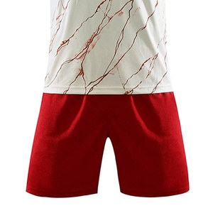 Conjuntos de uniformes de fútbol por sublimación OEM al por mayor en tela de poliéster transpirable manga corta sólida color blanco y rojo personalizado - Product Image 5