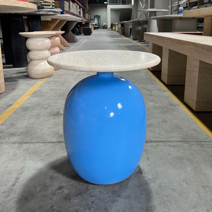 Table d'appoint ronde bleue moderne pour salon d'appartement, mobilier durable et écologique en GFRC, facile à assembler - Product Image 2