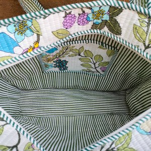 Exquisite High Quality Hand-Block Printed Quilted Cotton Tote <b>Bag</b> Elegant Zipper Closure Versatile Handcrafted <b>Boho</b> Shoulder <b>Bag</b> - Product Image 5