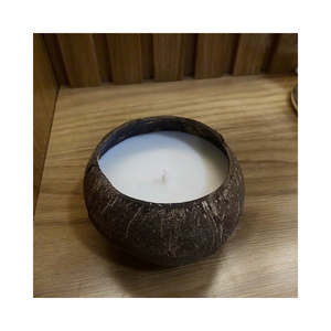 Velas de cáscara de coco de alta calidad, velas perfumadas de cera de soja natural con mecha de madera para decoración del hogar, venta al por mayor a precio de Vietnam. - Product Image 1