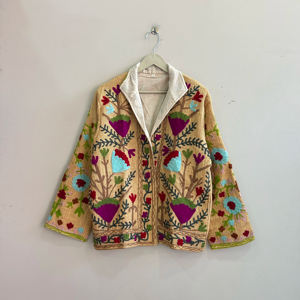 Chaqueta étnica india cómoda y bordada con diseño Suzani, abrigo de boda para mujer - Product Image 1