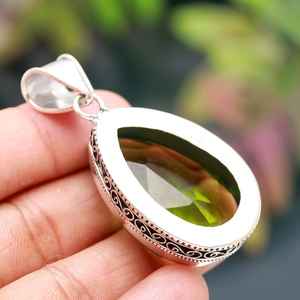 <b>Peridot</b> Pendant Pear Shape Green Gemstone Handmade 925 Sterling Silver Vintage Jewelry - Product Image 3