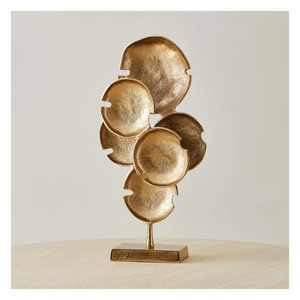 Sculpture artistique élégante en aluminium avec support – Accent décoratif contemporain pour table basse - Product Image 3
